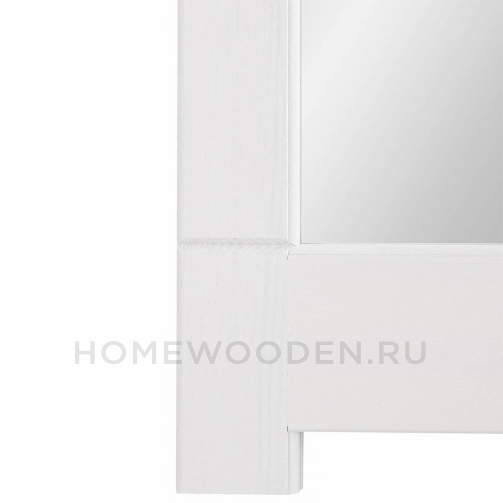 Зеркало навесное в раме Рауна 200