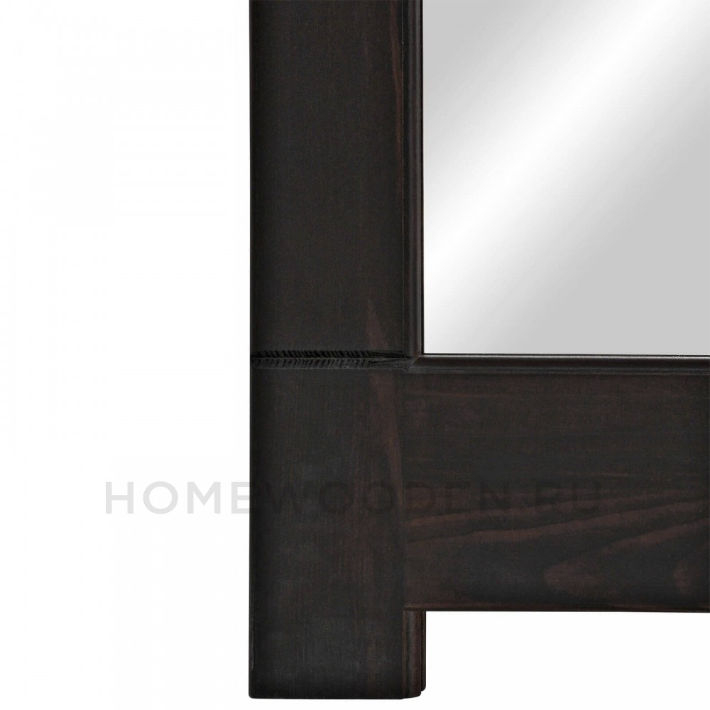 Зеркало навесное в раме Рауна